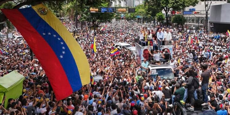 Oposición y chavismo se movilizan en una jornada de máxima tensión en Venezuela