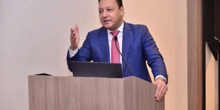 Abel Martínez: “La crisis migratoria haitiana en RD es un desafío inminente para la nación”