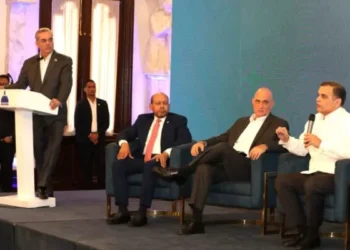 Abinader dice Ley de Responsabilidad Fiscal será un hito de transparencia para el país