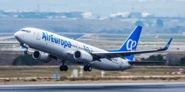 Air Europa inaugurará rutas a Santiago y Venecia