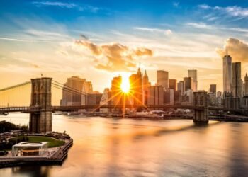 ¿Hay algo más pintoresco que ver caer el sol sobre el precioso horizonte de Nueva York?