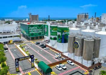 Cervecería Nacional Dominicana, la primera del Caribe que produce con electricidad 100% proveniente de energía solar