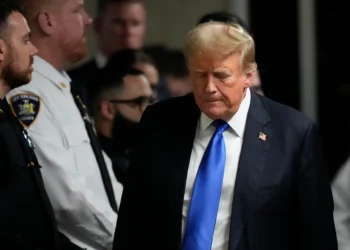 Nueva York pide mantener la multa de 454 millones dólares contra Trump por fraude civil