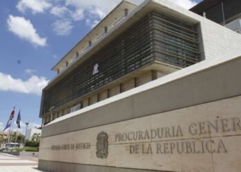 Gobierno saca de la reforma constitucional conformación del Consejo Superior del MP