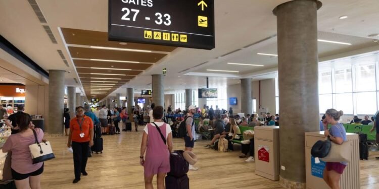 El 92 % de los turistas encuestados planean regresar a la República Dominicana