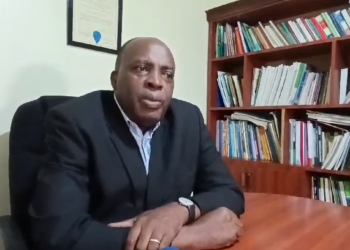 William Charpentier sostiene RD debe también dar permiso de trabajo a ciudadanos haitianos