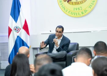 Economista advierte que nuevas tecnologías cambiarán radicalmente el mercado de trabajo