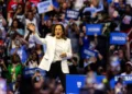 Kamala Harris aventaja con 16 puntos a Trump entre los latinos