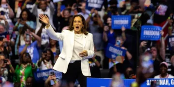 Kamala Harris aventaja con 16 puntos a Trump entre los latinos