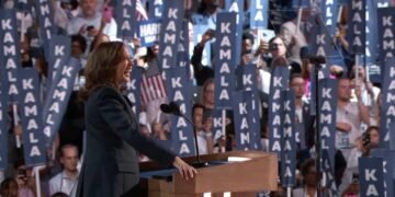 Kamala Harris advierte sobre los peligros de Trump en 2024