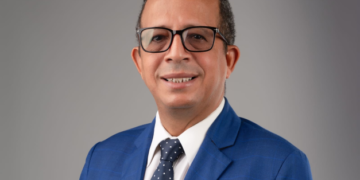 Pondrán a circular libro sobre democracia en los partidos políticos