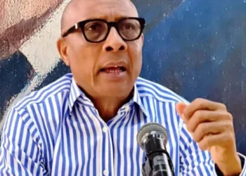  La renuncia del alcalde Kelvin Cruz y de la vicealcaldesa de La Vega: Una burla al pueblo y al electorado