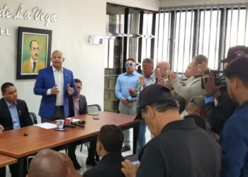 Regidores del PLD en La Vega llaman a la Sociedad Dominicana a Rechazar Burla y Treta Jurídica del PRM