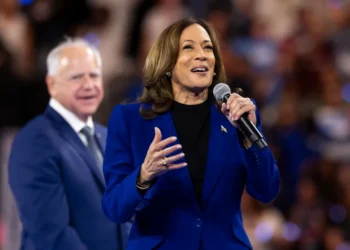 Delegados de los 50 estados de EE.UU. formalizan la candidatura de Kamala Harris a la Presidencia