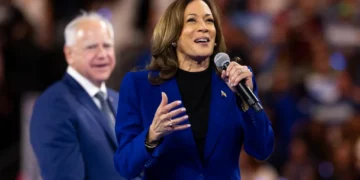 Delegados de los 50 estados de EE.UU. formalizan la candidatura de Kamala Harris a la Presidencia