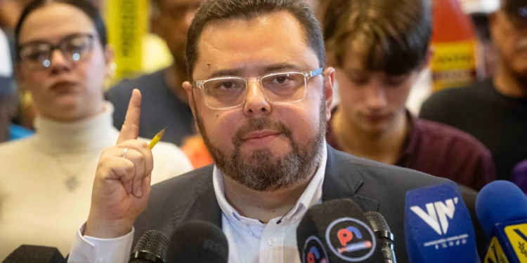 Excandidato presidencial Antonio Ecarri denuncia “agresión verbal” por parte del fiscal venezolano