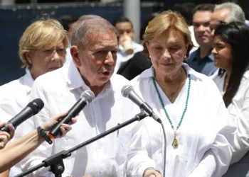 González Urrutia: “la fuerza bruta” y “el lenguaje de odio” no detendrán “una transición”