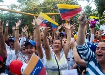 Venezolanos con documentos vencidos podrán trabajar en RD