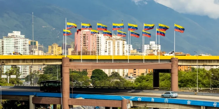 Economista prevé Venezuela sufrirá “aislamiento financiero internacional”