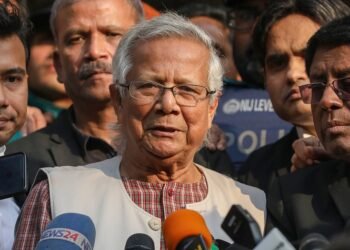 Bangladesh selecciona a su presidente interino