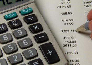 Cesantía genera choque entre sectores empresarial y sindical ante reforma al Código de Trabajo