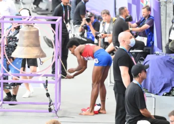 ¿Por qué Marileidy Paulino tocó la campana tras su medalla de oro en París 2024?