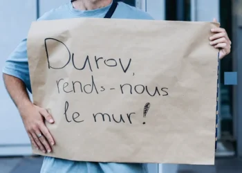 El Kremlin niega negociaciones con el fundador de Telegram y asegura que Putin nunca se reunió con él