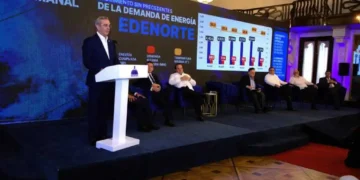 Gobierno presenta plan para eficientizar operaciones de distribuidoras de electricidad