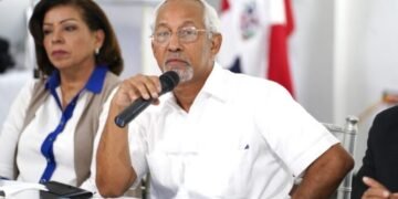 En RD hay 157 mil estudiantes haitianos, según el ministro de Educación