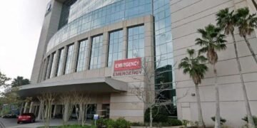 Hospitales de Florida preguntan a inmigrantes su estatus legal; Texas lo hará también