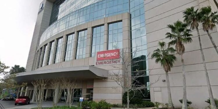 Hospitales de Florida preguntan a inmigrantes su estatus legal; Texas lo hará también