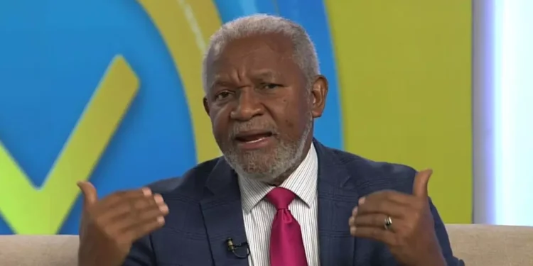 La falta de continuidad de las políticas educativas, uno de los mayores problemas, dice Melanio Paredes