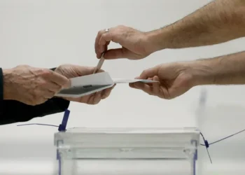 ¿Tienen la misma estructura cerebral los votantes de izquierdas y de derechas?