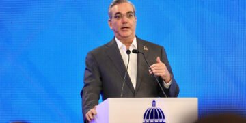 Gobierno buscará alternativas y ajustará planes ante retiro reforma