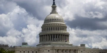 EE.UU. decide en noviembre otra batalla crucial en las elecciones: el control del Congreso