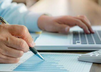 Gobierno arreciará lucha contra la evasión fiscal y creará perfiles de riesgo