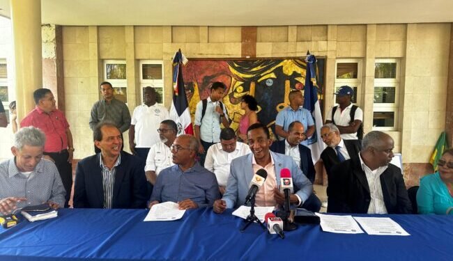 Faprouasd rechaza reforma fiscal y fusión del Mescyt con el Minerd