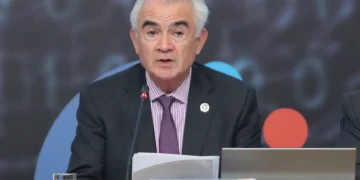 La Cepal alerta de que América Latina camina hacia una tercera década perdida