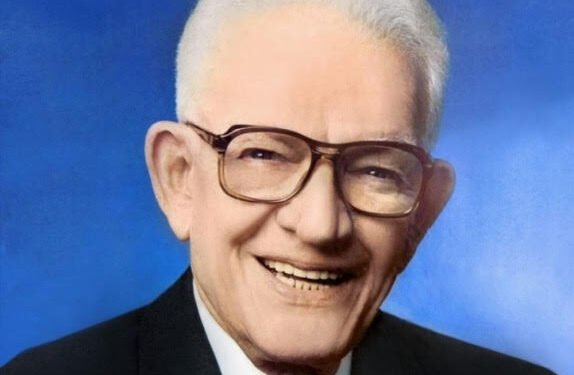 Actividades conmemorativas del 23 aniversario del fallecimiento del Profesor Juan Bosch.