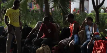 Miles de migrantes venezolanos arman una caravana hacia EE.UU. en el sur de México