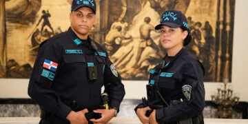 Los nuevos uniformes de la Policía Nacional costaron RD$1,053 millones