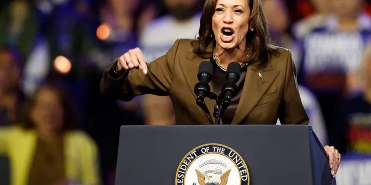 Los fans de Taylor Swift lanzan una campaña de apoyo a Kamala Harris durante su gira