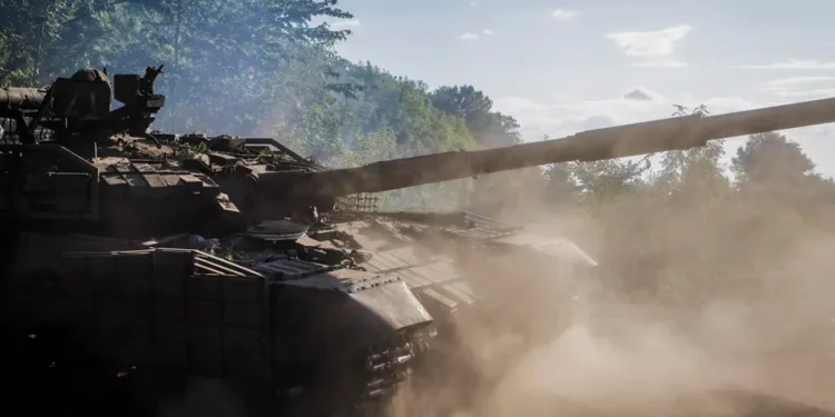 Sale en libertad un ruso que fue condenado por un dibujo de su hija contra la guerra