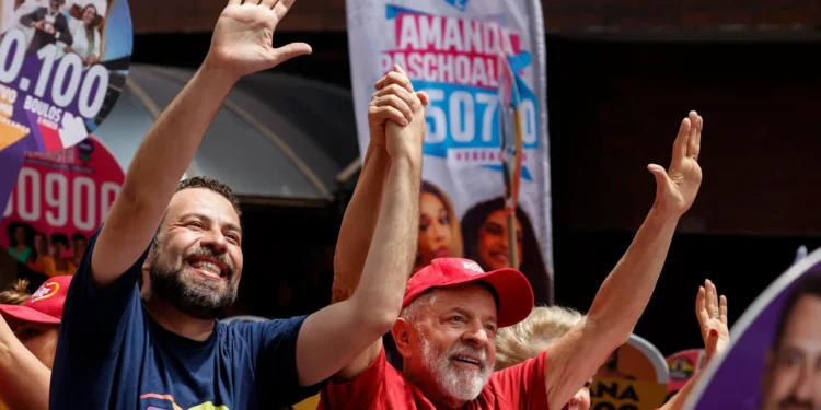Lula vota en las elecciones municipales con un alegato contra la desinformación