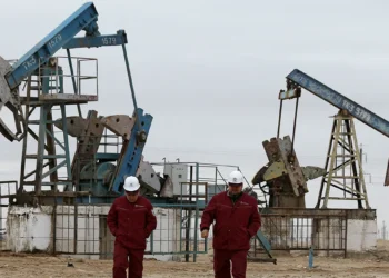 La subida del crudo por la tensión en Oriente Próximo reanima el temor a la inflación