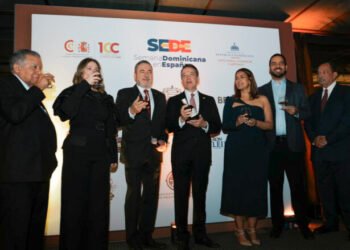 ADOPRON impulsa la denominación de origen en Madrid con su ron emblemático