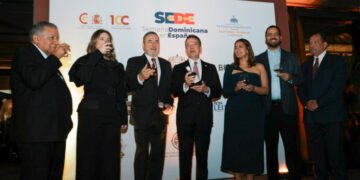 ADOPRON impulsa la denominación de origen en Madrid con su ron emblemático