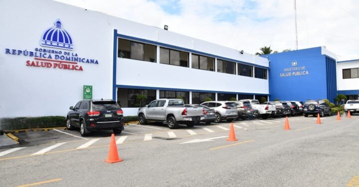 Salud Pública asegura no hay riesgo de brote de tuberculosis en el país