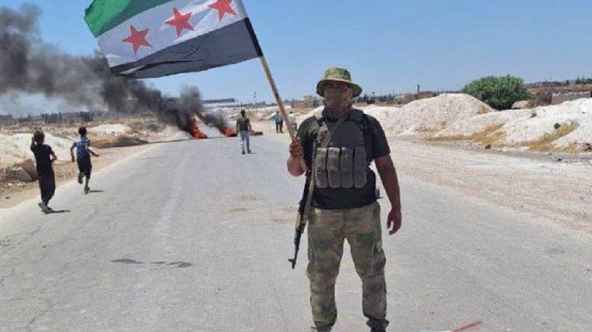 Los rebeldes sirios han tomado el control total del pueblo de Kafr Dael, en el oeste de Alepo, tras expulsar a las fuerzas leales a Al Assad.