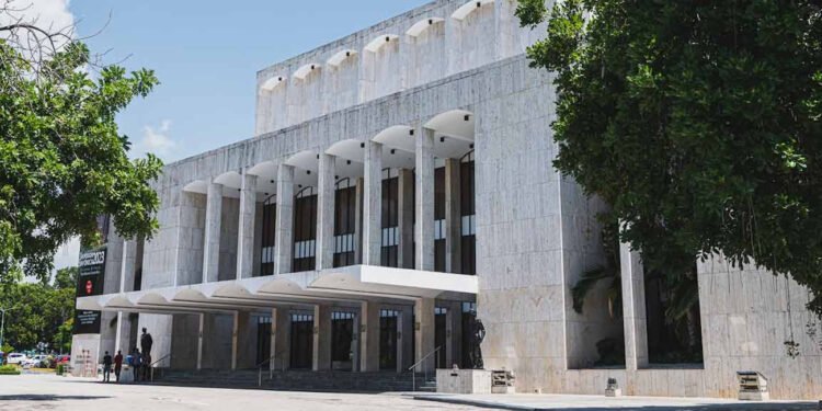 Este jueves es la gran inauguración de la Feria del Libro 2024 en el Teatro Nacional